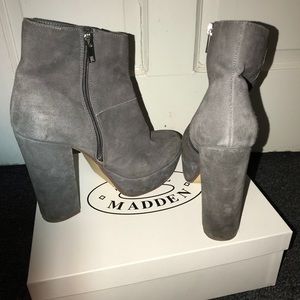 Dark grey Steve Madden heels